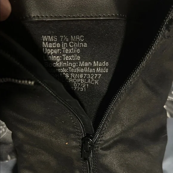 Black Boots with Zipper Detail - Picture 3 of 3